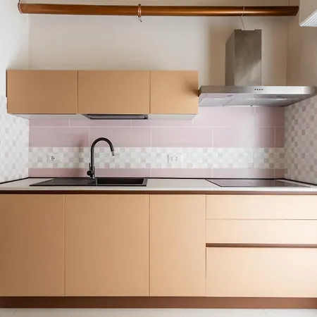 Carlotta Apartment *